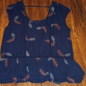 Women's short-sleeve blouse